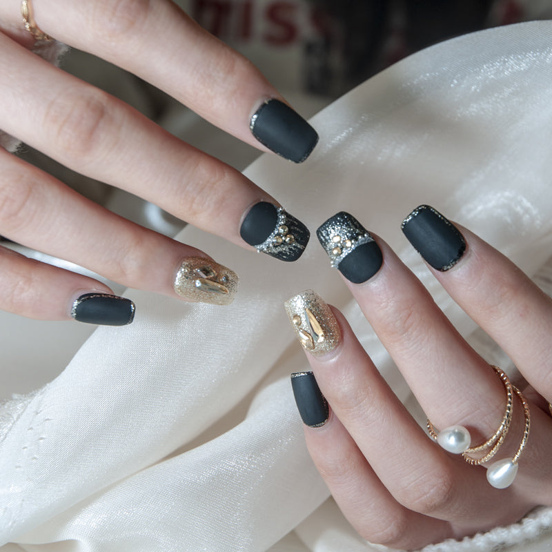 Black & Gold Luxury